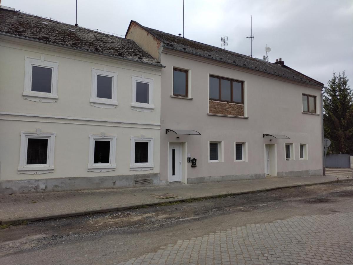U Dragouna Cholina Exteriör bild